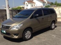 Toyota Innova E 2013model diesel FOR SALE