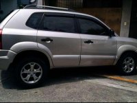 Selling Hyundai Tucson 2009