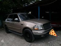 For sale only Ford Expedition XLT 4X2 V8 AT year 2002