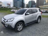 2017 Isuzu MUX 30 LS A 4x2 AT FOR SALE