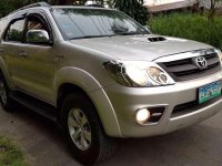 Toyota Fortuner V 4x4 diesel automatic 2005