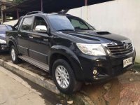 2014 TOYOTA Hilux 24 G 4x2 Manual Black