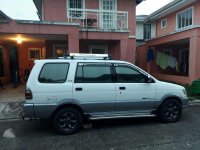 SELLING ISUZU Crosswind hi-lander xto 2003