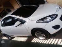 Mazda 2 Hatchback 2015 MT