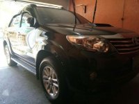 Toyota Fortuner V 2014 Diesel 4x2 FOR SALE