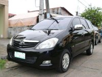 2009 Toyota Innova G AT GOOD AS NEW