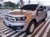 GOOD AS NEW: All-New Ford Everest MT 2015 - 989K NEGOTIABLE!