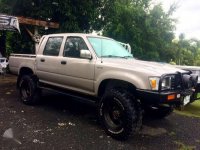 Toyota Hilux ln106 4x4 FOR SALE