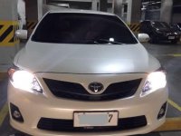 2012 TOYOTA Altis Pearl white 2.0 V Top of the Line