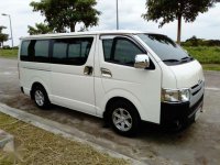 2016 Toyota Hiace commuter van white FOR SALE