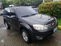 Rush Sale! Ford Escape 2010 model