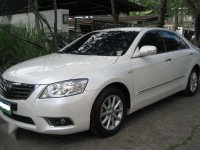 2010 TOYOTA CAMRY V - flawless paint . AT . all power