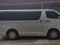 2017 TOYOTA HIACE Commuter Manual