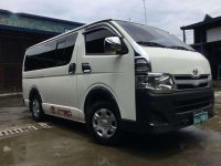 2013 Toyota Hiace commuter. Service only. As good as Brand new.