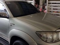 Toyota Fortuner 2.7G 2010 Toyota Fortuner Automatic