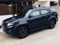 SELLING Toyota Fortuner at 2014