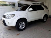 2009 Toyota Fortuner G 2.7 Gas AT FOR SALE