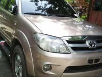 SELLING Toyota Fortuner v4x4 2006