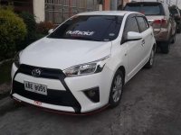 SELLING TOYOTA Yaris 2015 E 