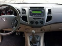 2010 TOYOTA Hilux G 4x2 diesel FOR SALE