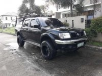 Nissan Frontier 2002 AT Black For Sale 