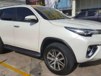 Toyota Fortuner V 2016 Pearl White