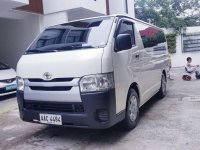 2015 Toyota Hiace Commuter 22k kms only