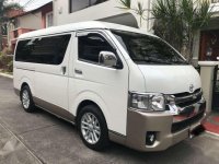 2014 TOYOTA Hiace Grandia GL AT FOR SALE