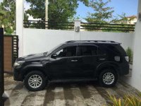 Toyoya Fortuner v 2014 diesel automatic suv