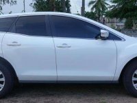 2011 Mazda CX-7 White with black interior