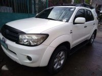 2010 TOYOTA Fortuner diesel matic excellent condition