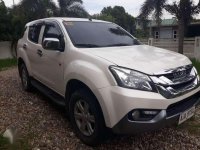 Isuzu MUX 2015 MT 4x2 Complete papers