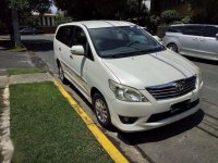 SELLING Toyota Innova 2013