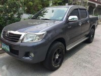 2011 Toyota Hilux MT 4x2 Diesel FOR SALE