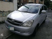 Toyota Innova J Gas. very good condition 2007