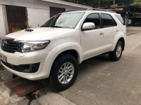 SELLING Toyota Fortuner v 4x2 2014