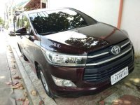 2017 Toyota Innova 2.8E diesel automatic newlook BLACKISH RED