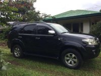 SELLING TOYOTA Fortuner 2007