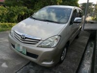 2010 Toyota Innova G  top of the line