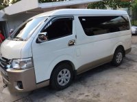 2015 Toyota Hiace 2.5 GL Grandia Manual Pearl White Two Tone