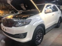 2016 Toyota Fortuner 2.5 V 4x2 Automatic Transmission PEARL WHITE