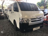 2018 Toyota Hiace Commuter 3000L Freedom White