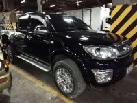 SELLING Toyota Hilux G 2010mdl manual pick up type