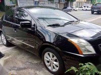Nissan Sentra 2011 model (top of the line)