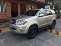  Toyota Fortuner G AT Diesel 2011 for sale 