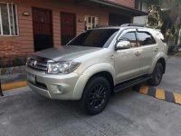2011 TOYOTA Fortuner G AT Diesel first owned