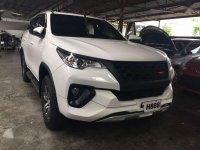 2018 TOYOTA Fortuner 24 G 4x2 Automatic Freedom White