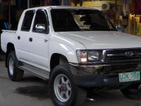 1998 Toyota Hilux 4X4 30L Very good condition
