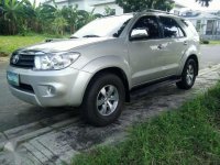 SELLING TOYOTA Fortuner V 4x4 2006