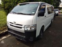 2017 Toyota Hiace Commuter 30 diesel manual WHITE